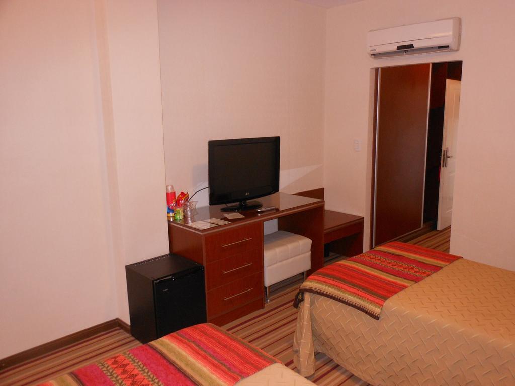 Hotel Orly Corrientes Zewnętrze zdjęcie